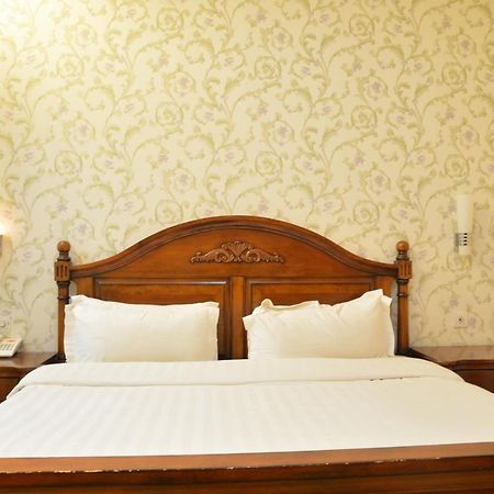 De Residence Hotel Ipoh Exteriör bild