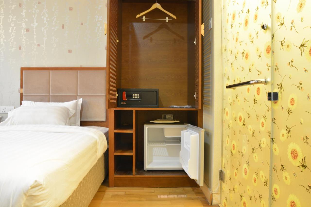 De Residence Hotel Ipoh Exteriör bild